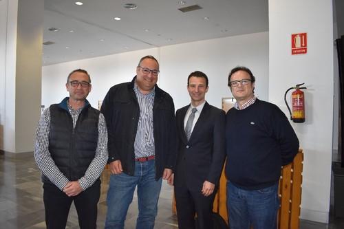 Rafael Fenoy (director técnico de Agrocolor), Juan Pérez (gerente de Agrocolor), Ignacio Antequera (de GlobalGAP) y Javier Ruiz (director de producto de Agrocolor)
