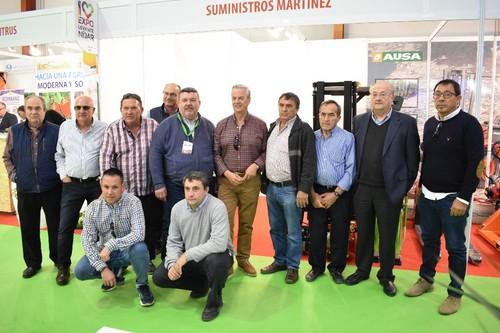 Representantes de Agroiris recorrieron la feria en su última jornada.