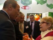 Elena Víboras en el stand de Vicasol