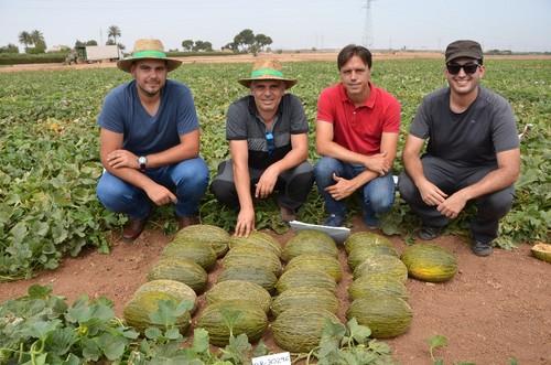 De izqda. a dcha. Antonio Zafra, ayudante de Desarrollo, Jorge Bervel, Product Manager de Ramiro Arnedo, Roberto Sabando y Adolfo Fernández, asistente de mejora de Ramiro Arnedo.