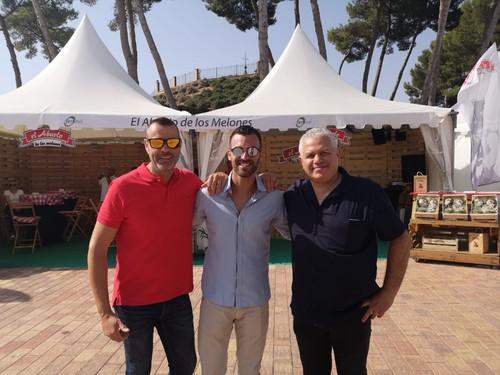 Representantes de Eugen Seeds y Novi-Fam posaron para Fhalmería en Ferimel.