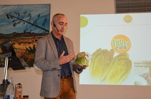 Alberto Cuadrado ha explicado  las características de Lechuga Snack © La cuchara más crujiente, sabrosa y dulce.