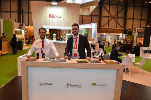 Carlos Pérez, director comercial de Hemostar, y Ramón Espuña, delegado comercial de Hemostar.
