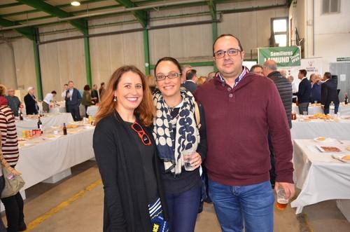 María del Mar Fernández,Raquel Hernández y Ángel Criado, proveedores.