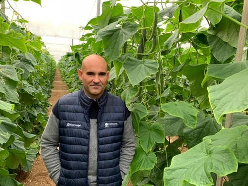 Juan Miguel Romero, propietario de la finca de SV5047CE ubicada junto al Estadio Municipal Antonio Peroles de Roquetas de Mar.
