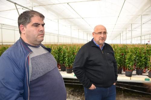 Hubo recorrido por las instalaciones de Semilleros Laimund.