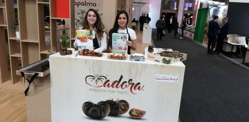 FHALMERÍA está muy presente en la feria con su revista especial y su anuario agrícola.