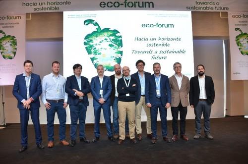 Foto de familia de los ponentes en el Eco Fórum de Syngenta y Zeraim.