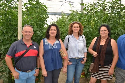 Estas agricultores y el agricultor se mostraron más que satisfechos con el cultivo de Atakama RZ