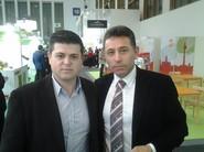 6 de febrero. Francisco Belmonte, presidente de Biosabor (dcha.), con un amigo.