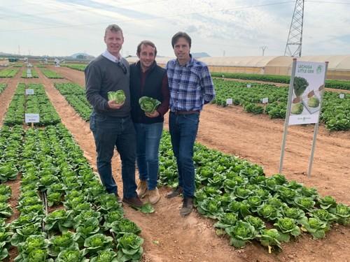 Henry Smienk, responsable de Marketing, Jesús Bayano, Product Manager, y Roberto Sabando, delegado comercial de Ramiro Arnedo en Murcia y Alicante, todos de Ramiro Arnedo