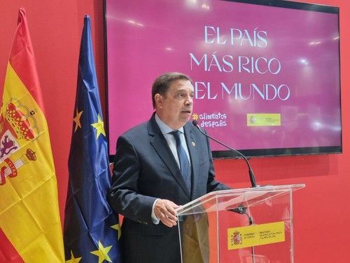 El ministro de Agricultura, Luis Planas, ha inaugurado esta nueva edición de Fruit Attraction en la mañana del martes 5 de octubre.