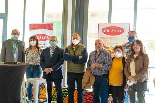 La dirección de Vicasol junto a amigos y socios