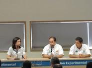 Imagen del coloquio, con María Dolores Fernández, Ángel Zardoya y José Luis López. — at Estación Experimental de Cajamar.