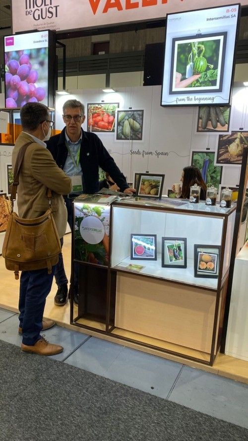 Stand de Intersemillas.