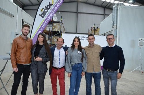 Grupo de asistentes al evento de Biobest.