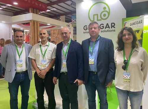 Ginegar no se quiso perder la feria