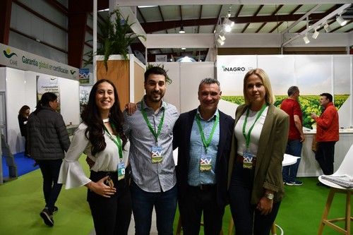 Parte del equipo de Inagroup Biotech