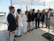 Foto de familia junto al punto de apertura del gas natural