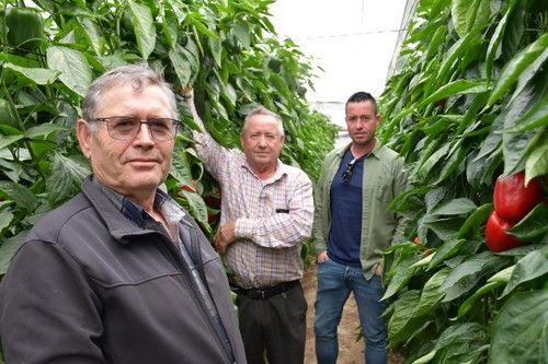 Algunos de los agricultores que no quisieron perderse la jornada.