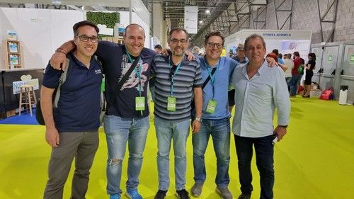 Profesionales de BASF, empresa que mañana ofrecerá dos charlas para atajar el rugoso en tomate y otras plagas emergentes en pimiento.