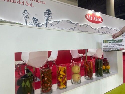 Exposición de productos de Vicasol.