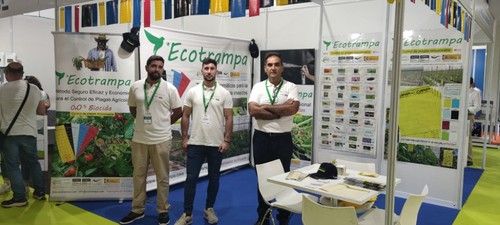 Equipo de Ecotrampa.