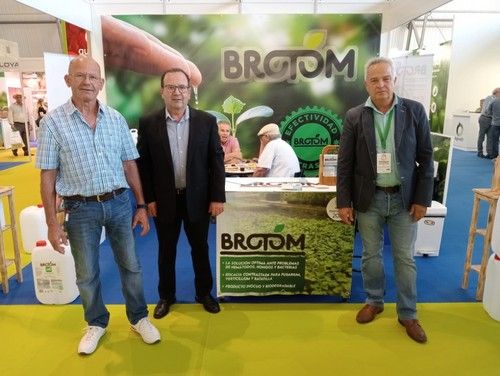 Fernando Moreno, departamento comercial y Juan Ángel Ruiz, gerente de Brotom