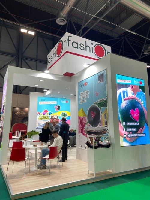 Sandía Fashion cuenta con su propio stand.