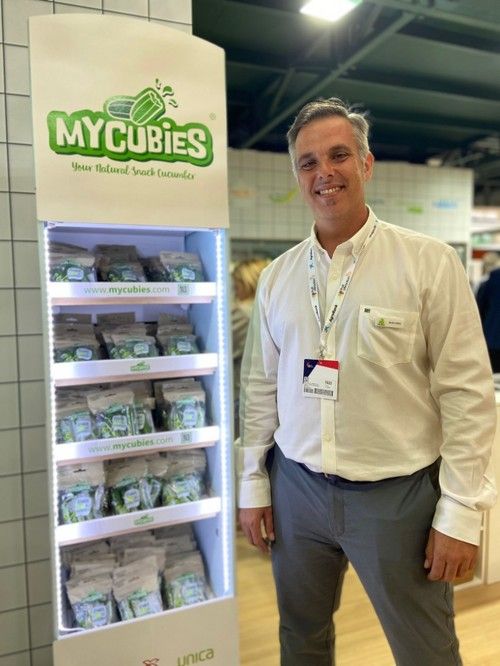 Javier López, especialista de pepino de Rijk Zwaan.