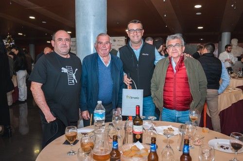 Miembros de la casa de semillas Clause (derecha)