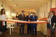 Inauguración del stand polaco.