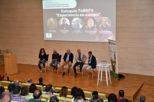Moderó el debate Fernando Paniagua, presidente de COITAAL