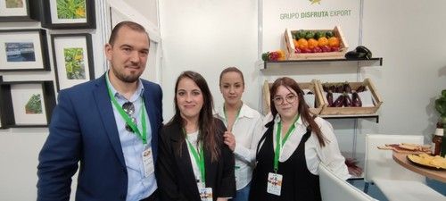 Teofil Scridon, Isa Quintas, Pilar Redondo y Manuela Bailón, de Grupo Disfruta Export.