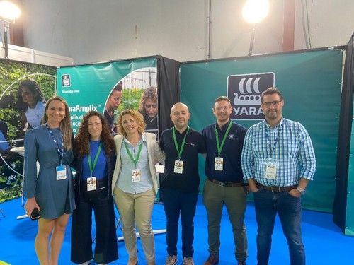 Equipo de Yara Iberia en Expolevante.