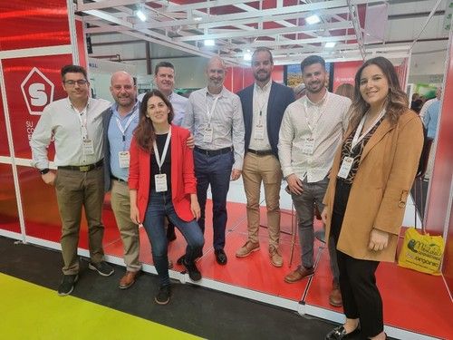 Sotrafa cuenta con un amplio equipo desplazado hasta la feria nijareña