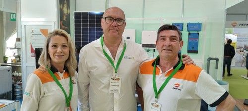 Margarita Córdoba y Rafael Santiago y Eugenio Bayo, de Hermanos Bayo