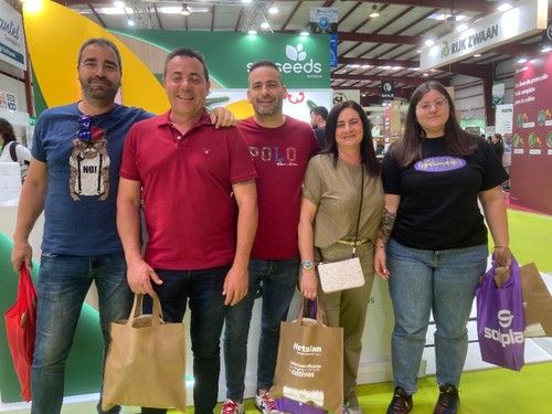 Agricultores y amigos no se han perdido la visita a Expolevante