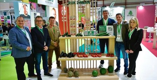 Parte del equipo profesional de Rijk Zwaan