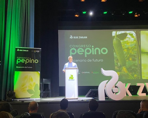 Javier López, crop coordinator de pepino de Rijk Zwaan