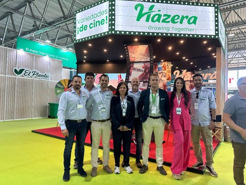 Parte del equipo de Hazera en su stand 'de película'.