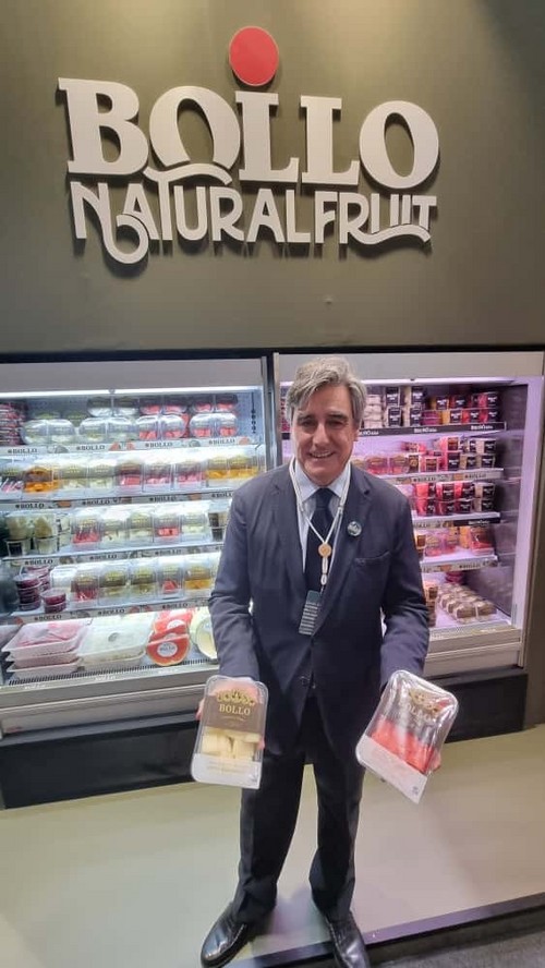 Antonio Alarcón, CEO de Bollo Natural Fruit, ha presentado la nueva imagen de la empresa.