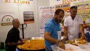 Celloplast ofreció una deliciosa paella a sus clientes.