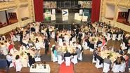 En torno a 200 empresarios se dieron cita en una cena que tuvo lugar en el Teatro Cervantes de la capital.