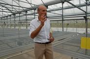 Víctor Sancho, director de Producción de Semillas Fitó, guió una visita por el Centro de Producción de la empresa en Llavaneras.