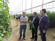 El propietario de la finca, José Antonio Segura (izq.) también compartió sus impresiones con los participantes.
