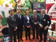 Ximo Puig, consejera de Agricultura andaluza y Joan Mir, presidente de Anecoop, entre otros