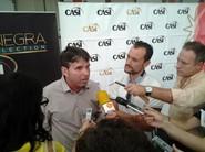 José María Andújar atiende a los medios.