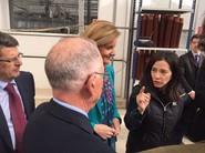 Responsables de la empresa han acompañado a la ministra durante toda la visita.