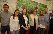 Stand de Fertiplus también tuvo ocasión de saludar a la consejera